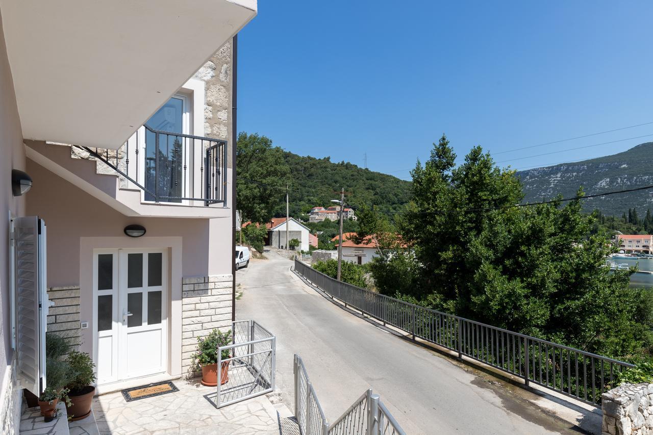 Holiday Home Monika 스톤 외부 사진